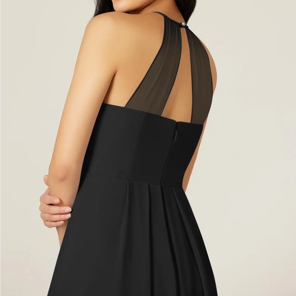 Elegant Black Halter Maxi Dress - Picture 4 of 10